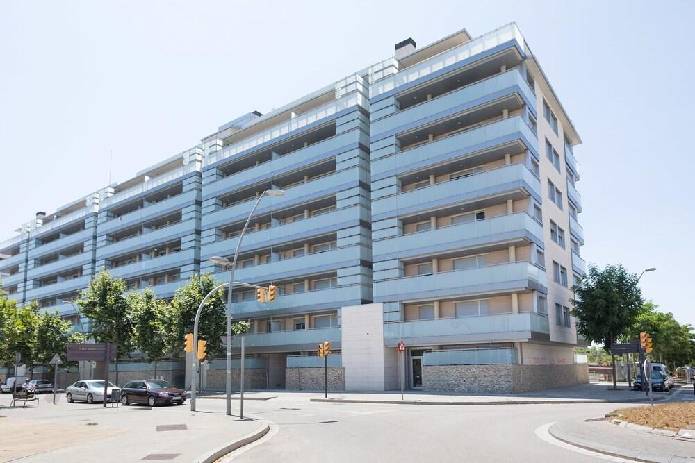 Olala Port Forum Apartments Sant Adria de Besos Exterior foto